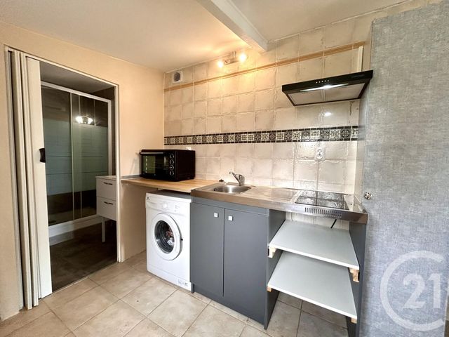 Appartement T2 à louer - 2 pièces - 38,72 m2 - Arles - 13 - PROVENCE-ALPES-COTE-D-AZUR
