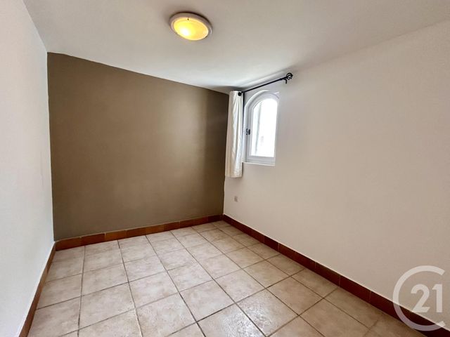 Appartement T2 à louer - 2 pièces - 38,72 m2 - Arles - 13 - PROVENCE-ALPES-COTE-D-AZUR