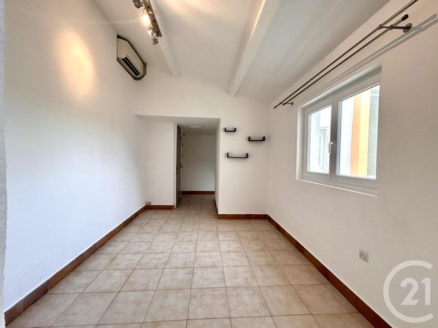 Appartement T2 à louer - 2 pièces - 38,72 m2 - Arles - 13 - PROVENCE-ALPES-COTE-D-AZUR