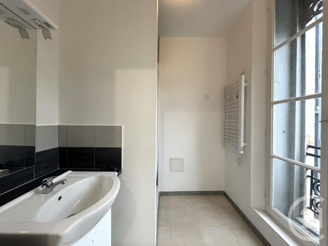 Appartement T2 &agrave; louer - 2 pi&egrave;ces - 50 m2 - Arles - 13 - PROVENCE-ALPES-COTE-D-AZUR