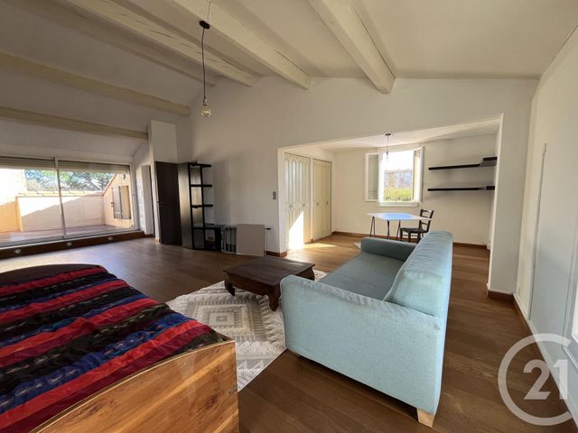 Appartement F4 &agrave; louer - 4 pi&egrave;ces - 72,30 m2 - Arles - 13 - PROVENCE-ALPES-COTE-D-AZUR