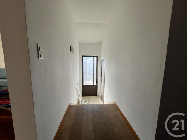Appartement F4 &agrave; louer - 4 pi&egrave;ces - 72,30 m2 - Arles - 13 - PROVENCE-ALPES-COTE-D-AZUR