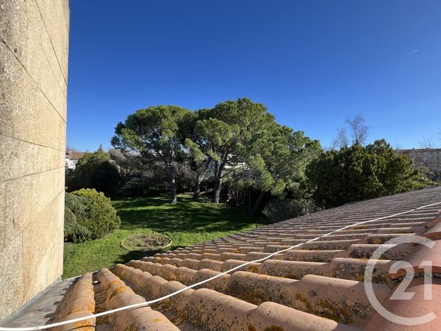 Appartement F4 &agrave; louer - 4 pi&egrave;ces - 72,30 m2 - Arles - 13 - PROVENCE-ALPES-COTE-D-AZUR