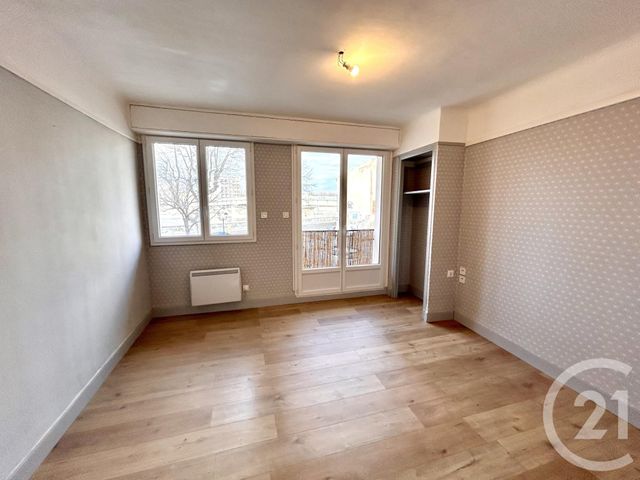 Appartement &agrave; louer - 3 pi&egrave;ces - 58 m2 - Arles - 13 - PROVENCE-ALPES-COTE-D-AZUR