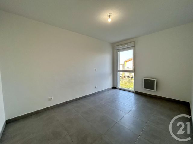 Appartement F2 &agrave; louer - 2 pi&egrave;ces - 40 m2 - Arles - 13 - PROVENCE-ALPES-COTE-D-AZUR