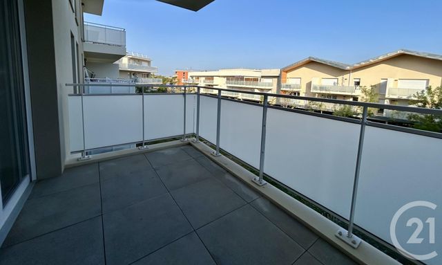 Appartement F2 &agrave; louer - 2 pi&egrave;ces - 40 m2 - Arles - 13 - PROVENCE-ALPES-COTE-D-AZUR