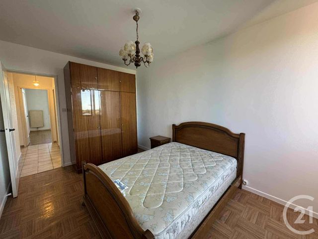 Appartement T3 &agrave; louer - 3 pi&egrave;ces - 65 m2 - Arles - 13 - PROVENCE-ALPES-COTE-D-AZUR