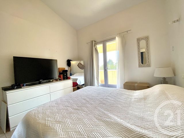 Maison &agrave; louer - 3 pi&egrave;ces - 59,65 m2 - Arles - 13 - PROVENCE-ALPES-COTE-D-AZUR