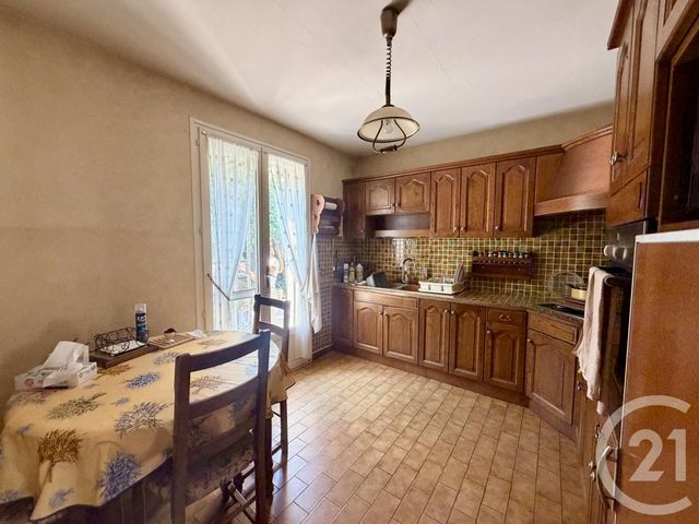Maison &agrave; vendre - 5 pi&egrave;ces - 99,80 m2 - Arles - 13 - PROVENCE-ALPES-COTE-D-AZUR