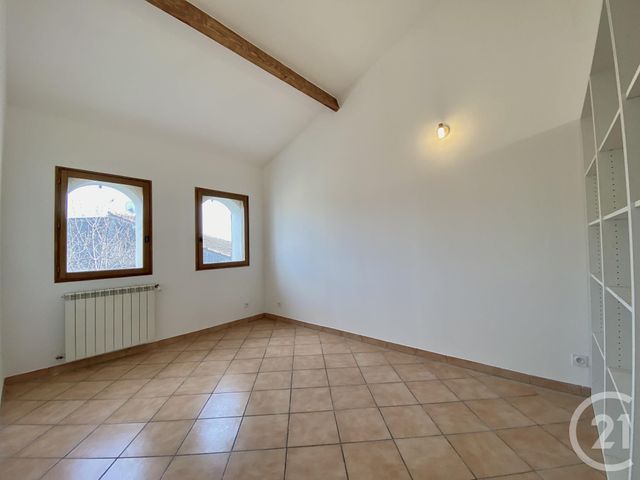 Maison &agrave; louer - 5 pi&egrave;ces - 120,37 m2 - Arles - 13 - PROVENCE-ALPES-COTE-D-AZUR