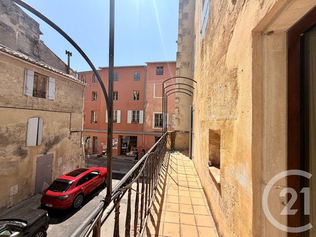 Maison &agrave; louer - 5 pi&egrave;ces - 123,30 m2 - Arles - 13 - PROVENCE-ALPES-COTE-D-AZUR