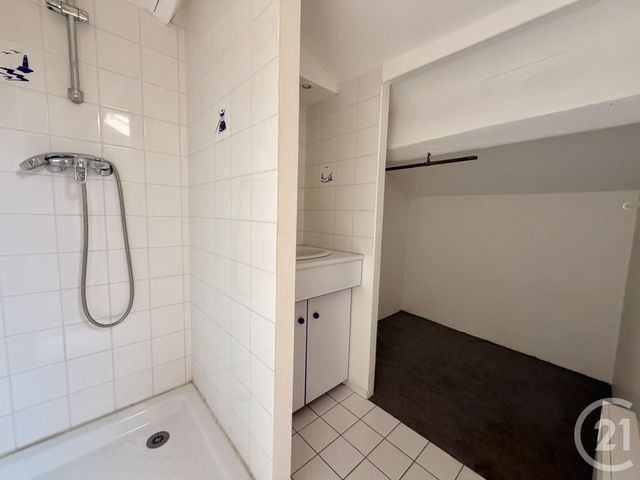 Maison &agrave; louer - 5 pi&egrave;ces - 123,30 m2 - Arles - 13 - PROVENCE-ALPES-COTE-D-AZUR
