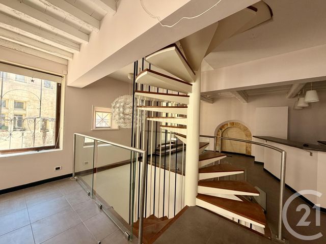 Maison &agrave; louer - 5 pi&egrave;ces - 123,30 m2 - Arles - 13 - PROVENCE-ALPES-COTE-D-AZUR