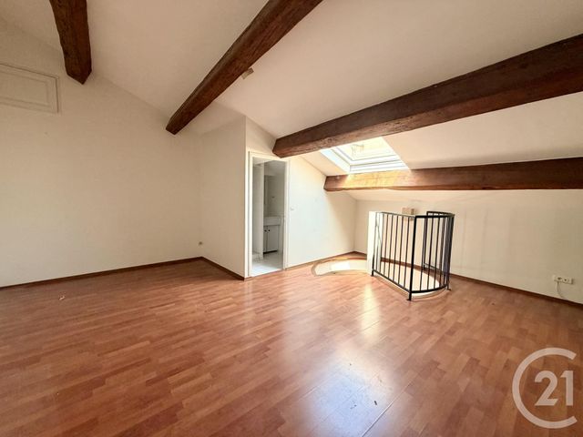 Maison &agrave; louer - 5 pi&egrave;ces - 123,30 m2 - Arles - 13 - PROVENCE-ALPES-COTE-D-AZUR