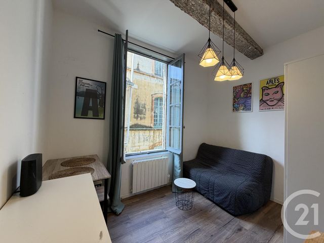 Appartement 1 pièce 15 m² · à Arles · 14,8 m² · 540 €/mois