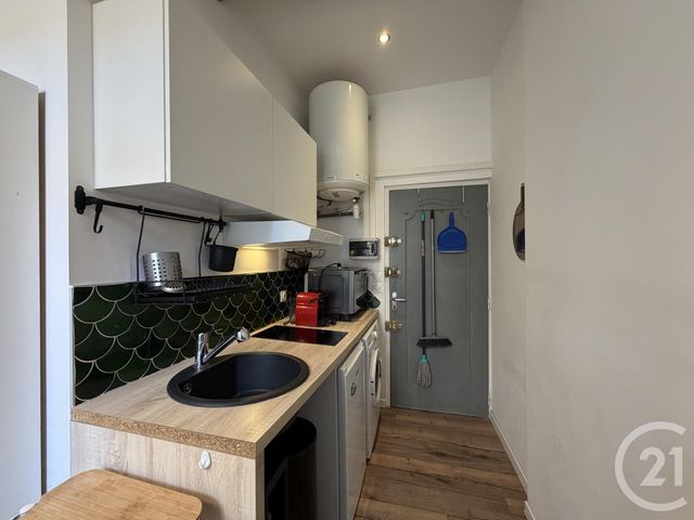 Appartement T1 &agrave; louer - 1 pi&egrave;ce - 14,81 m2 - Arles - 13 - PROVENCE-ALPES-COTE-D-AZUR