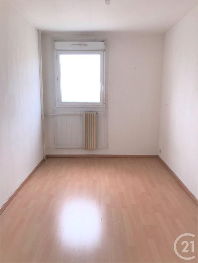 Appartement T4 &agrave; louer - 4 pi&egrave;ces - 75,55 m2 - Arles - 13 - PROVENCE-ALPES-COTE-D-AZUR