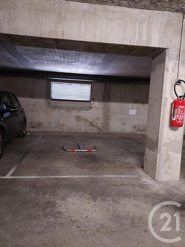 Parking à louer - 11 m2 - Avignon - 84 - PROVENCE-ALPES-COTE-D-AZUR