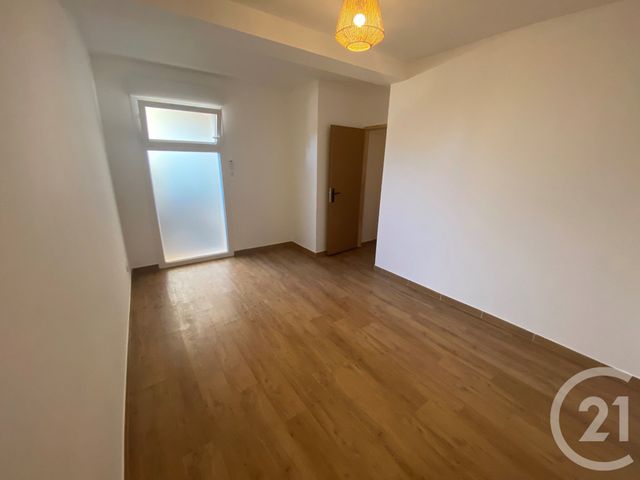 Appartement à louer - 3 pièces - 62 m2 - Avignon - 84 - PROVENCE-ALPES-COTE-D-AZUR