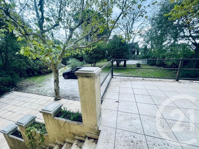 Maison à vendre - 7 pièces - 256 m2 - Villeneuve Les Avignon - 30 - LANGUEDOC-ROUSSILLON