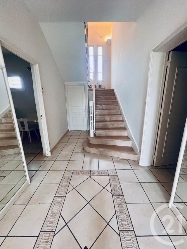 Maison à vendre - 7 pièces - 256 m2 - Villeneuve Les Avignon - 30 - LANGUEDOC-ROUSSILLON