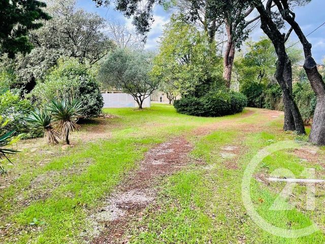 Maison à vendre - 7 pièces - 256 m2 - Villeneuve Les Avignon - 30 - LANGUEDOC-ROUSSILLON