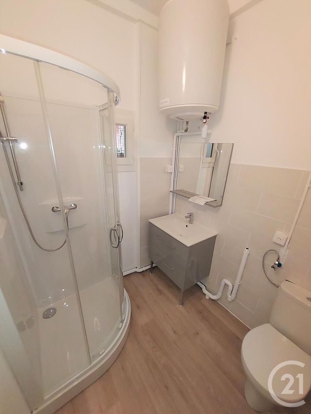 Appartement T2 &agrave; louer - 2 pi&egrave;ces - 27,70 m2 - Avignon - 84 - PROVENCE-ALPES-COTE-D-AZUR