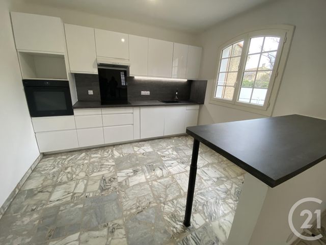 Maison &agrave; louer - 4 pi&egrave;ces - 96,28 m2 - Les Angles - 30 - LANGUEDOC-ROUSSILLON