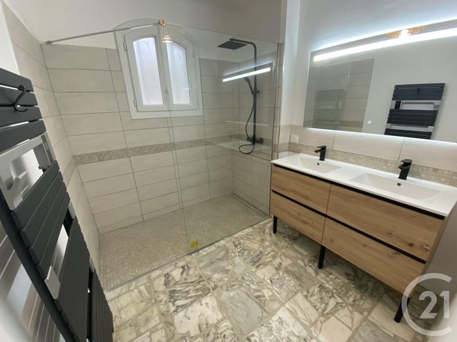 Maison &agrave; louer - 4 pi&egrave;ces - 96,28 m2 - Les Angles - 30 - LANGUEDOC-ROUSSILLON