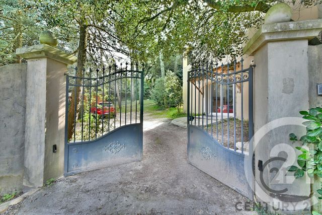 Maison &agrave; vendre - 8 pi&egrave;ces - 266 m2 - Villeneuve Les Avignon - 30 - LANGUEDOC-ROUSSILLON