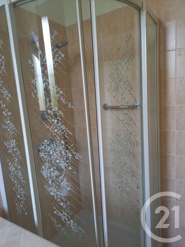 Appartement à louer - 3 pièces - 64 m2 - Avignon - 84 - PROVENCE-ALPES-COTE-D-AZUR