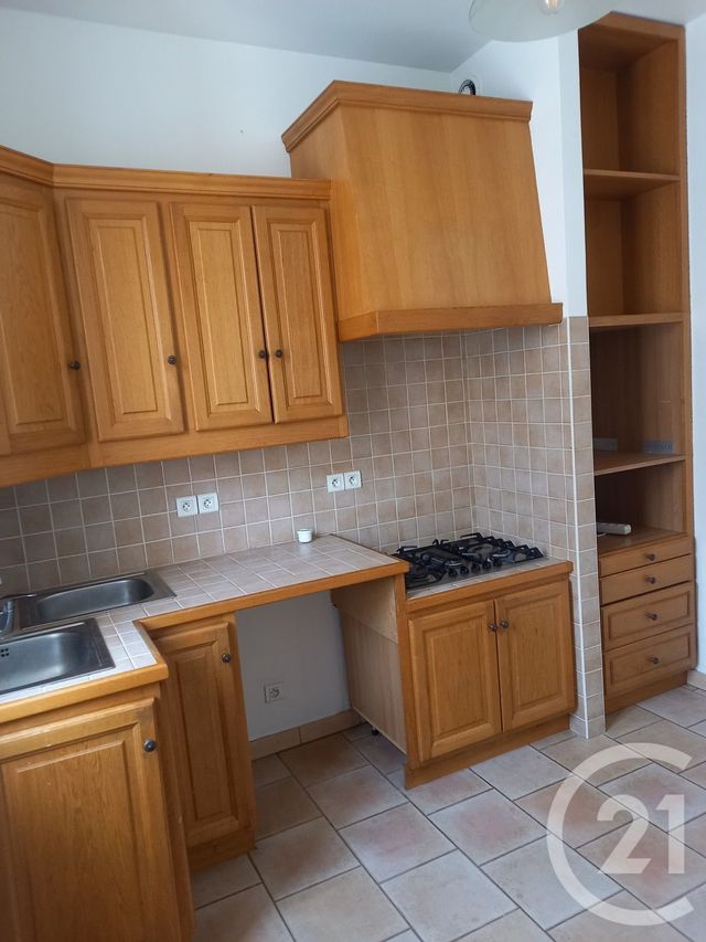 Appartement à louer - 3 pièces - 64 m2 - Avignon - 84 - PROVENCE-ALPES-COTE-D-AZUR