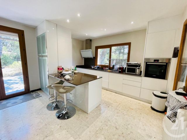 Maison &agrave; vendre - 6 pi&egrave;ces - 161 m2 - Villeneuve Les Avignon - 30 - LANGUEDOC-ROUSSILLON