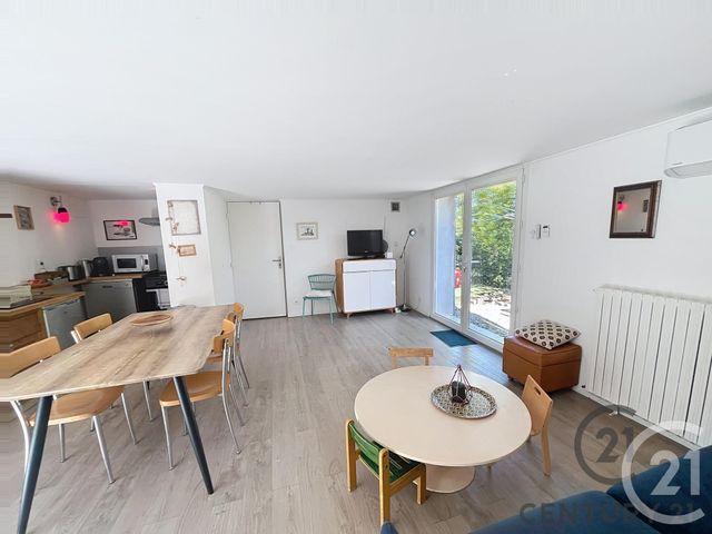 Appartement F2 à louer - 2 pièces - 55 m2 - Villeneuve Les Avignon - 30 - LANGUEDOC-ROUSSILLON
