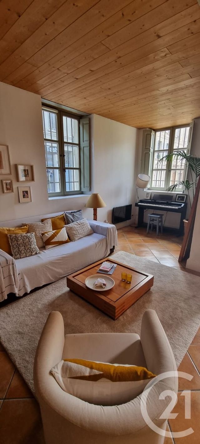 Appartement F4 à louer - 4 pièces - 75 m2 - Avignon - 84 - PROVENCE-ALPES-COTE-D-AZUR