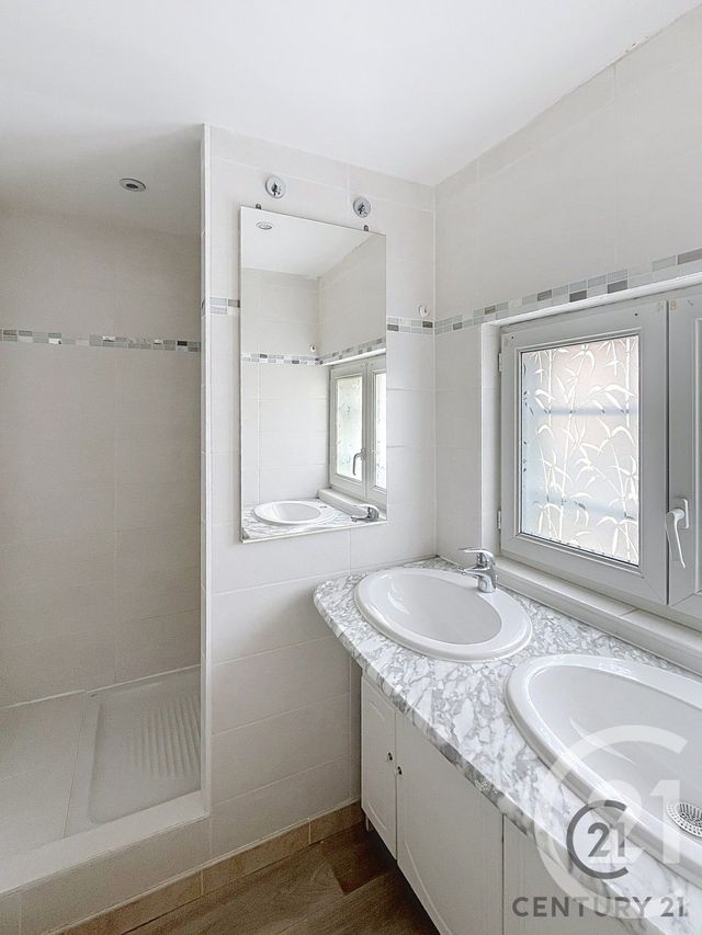 Appartement F2 à louer - 2 pièces - 40 m2 - Avignon - 84 - PROVENCE-ALPES-COTE-D-AZUR