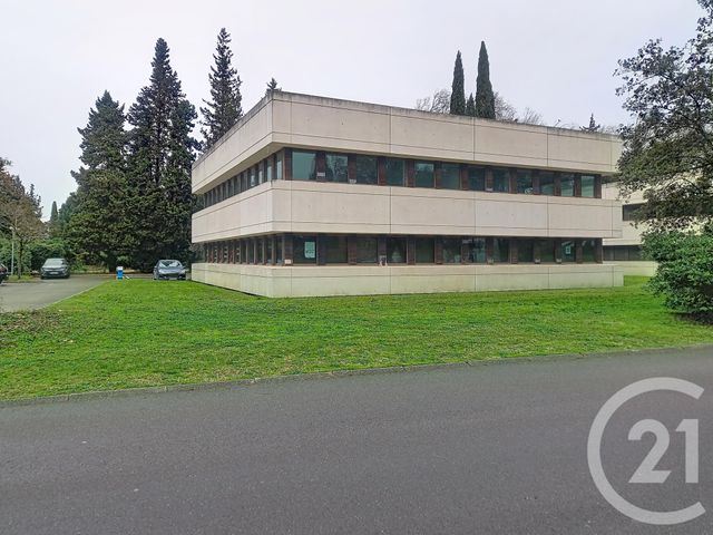 Bureaux à louer - 272.0 m2 - 84 - Vaucluse