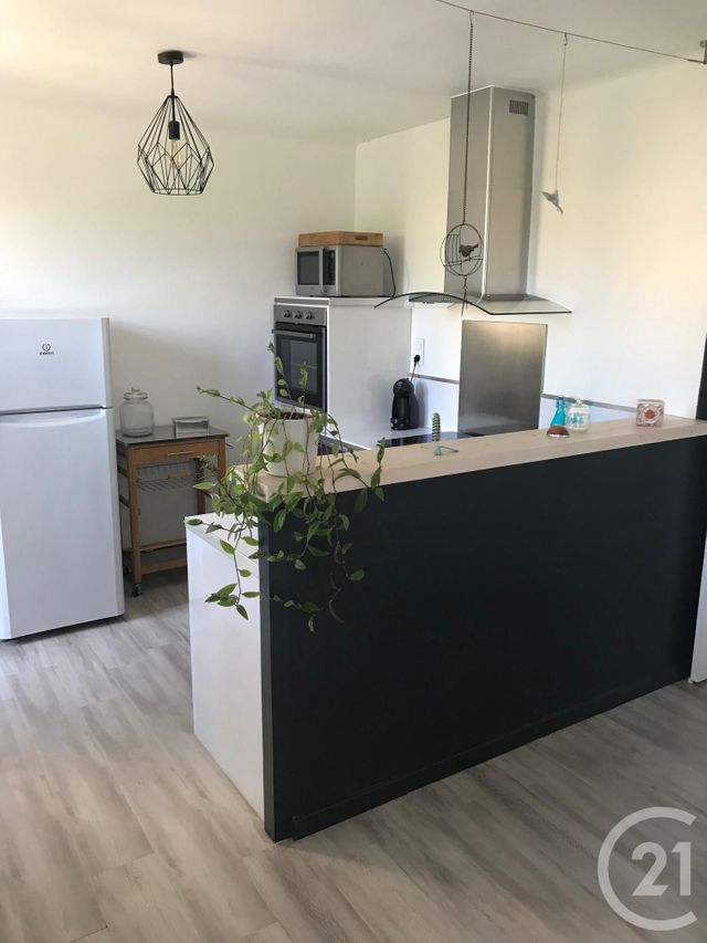 Appartement F3 à louer - 4 pièces - 68 m2 - Avignon - 84 - PROVENCE-ALPES-COTE-D-AZUR