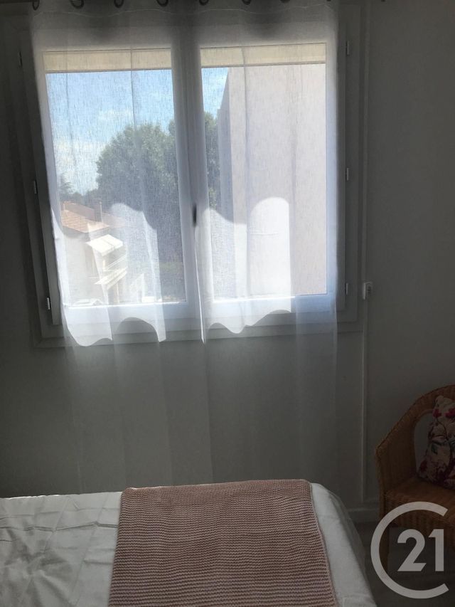Appartement F3 à louer - 4 pièces - 68 m2 - Avignon - 84 - PROVENCE-ALPES-COTE-D-AZUR