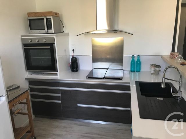 Appartement F3 à louer - 4 pièces - 68 m2 - Avignon - 84 - PROVENCE-ALPES-COTE-D-AZUR