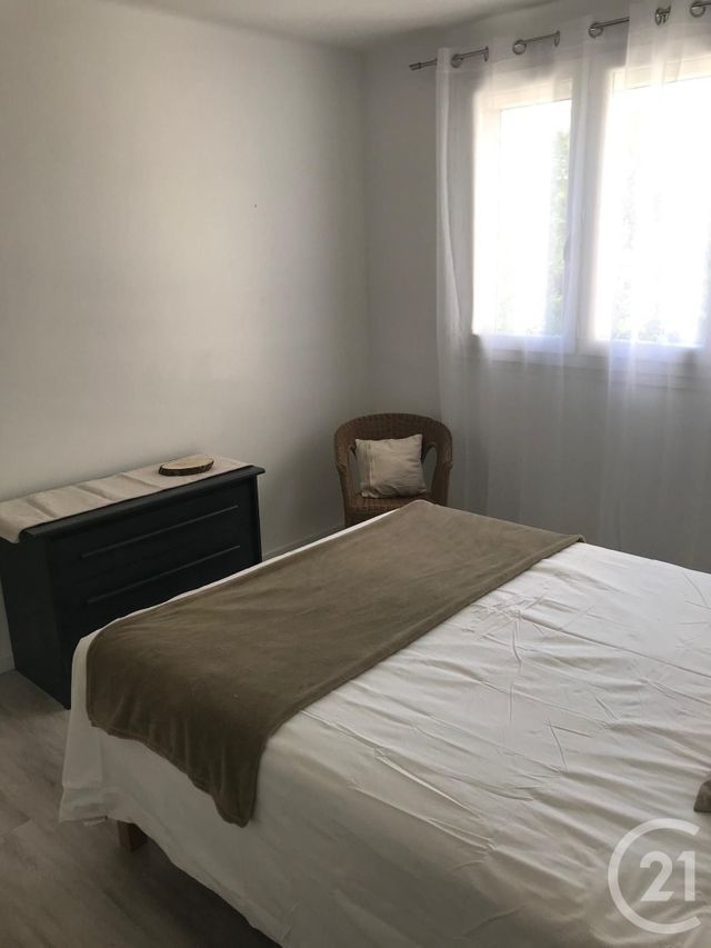 Appartement F3 à louer - 4 pièces - 68 m2 - Avignon - 84 - PROVENCE-ALPES-COTE-D-AZUR