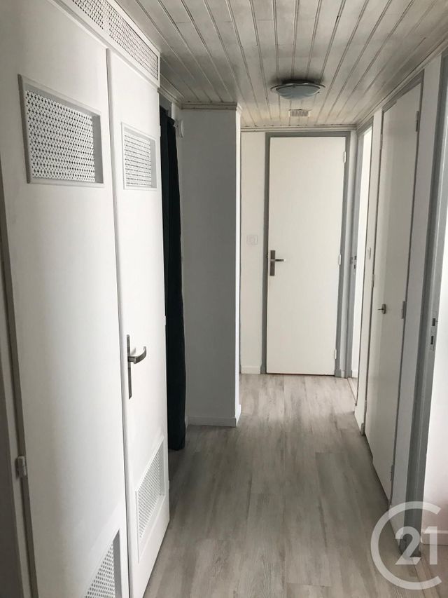 Appartement F3 à louer - 4 pièces - 68 m2 - Avignon - 84 - PROVENCE-ALPES-COTE-D-AZUR