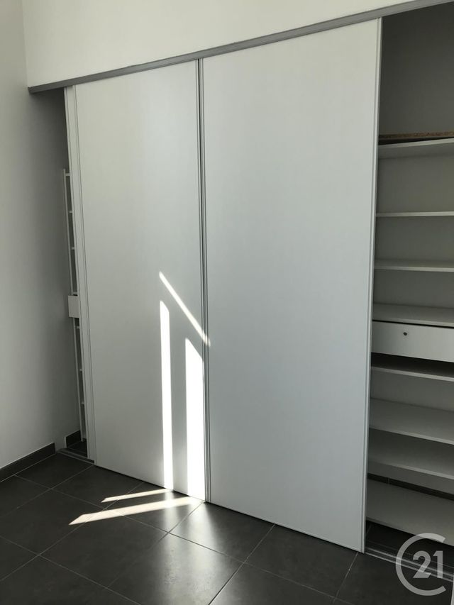 Appartement à louer - 3 pièces - 48 m2 - Avignon - 84 - PROVENCE-ALPES-COTE-D-AZUR