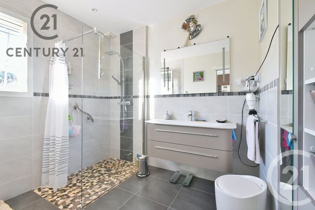 Maison à vendre - 5 pièces - 110 m2 - St Laurent Des Arbres - 30 - LANGUEDOC-ROUSSILLON