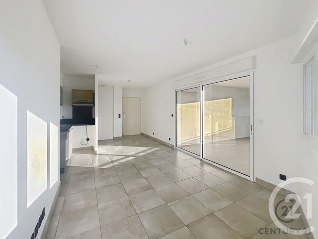 Appartement F2 &agrave; louer - 2 pi&egrave;ces - 45,40 m2 - Avignon - 84 - PROVENCE-ALPES-COTE-D-AZUR