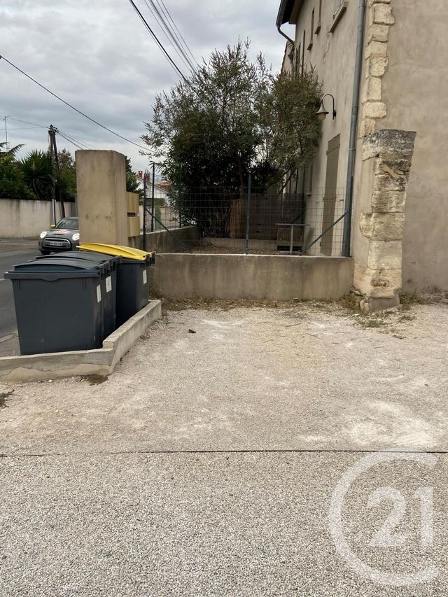 Appartement F2 &agrave; louer - 2 pi&egrave;ces - 41,43 m2 - Villeneuve Les Avignon - 30 - LANGUEDOC-ROUSSILLON