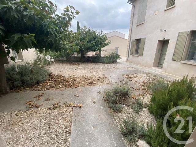 Appartement F2 &agrave; louer - 2 pi&egrave;ces - 41,43 m2 - Villeneuve Les Avignon - 30 - LANGUEDOC-ROUSSILLON