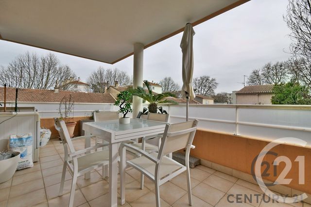 Appartement F3 &agrave; vendre - 3 pi&egrave;ces - 66 m2 - Avignon - 84 - PROVENCE-ALPES-COTE-D-AZUR