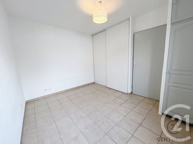 Appartement T2 &agrave; louer - 2 pi&egrave;ces - 46 m2 - Les Angles - 30 - LANGUEDOC-ROUSSILLON