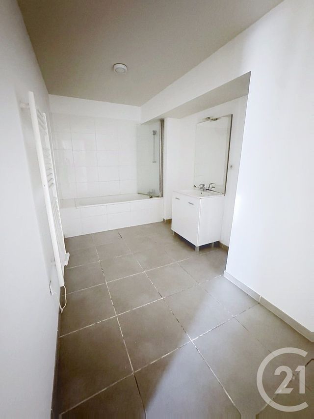 Appartement F3 &agrave; vendre - 3 pi&egrave;ces - 64,21 m2 - Villeneuve Les Avignon - 30 - LANGUEDOC-ROUSSILLON